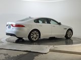 Used 2018 Jaguar XF Premium image 2