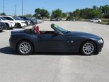 Used 2005 BMW Z4 2.5i image 2