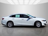 Used 2022 Chevrolet Malibu LT image 3