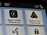 Used 2017 Ford Fusion SE w/ Equipment Group 201A image 4