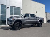 Used 2020 RAM 1500 4x4 Crew Cab image 3
