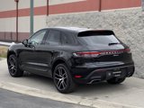 Certified 2024 Porsche Macan image 3