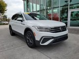 Used 2022 Volkswagen Tiguan SE image 2