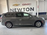 Used 2022 Chrysler Pacifica Limited image 6