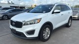 Used 2016 Kia Sorento LX image 3
