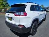 Used 2023 Jeep Cherokee Altitude Lux image 3