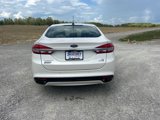 Used 2017 Ford Fusion SE w/ Fusion SE Technology Package image 4