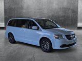 Used 2017 Dodge Grand Caravan SXT w/ Rear Park Assist Package image 3