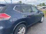 Used 2016 Nissan Rogue SV image 4