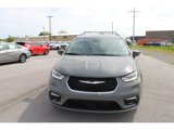 Used 2022 Chrysler Pacifica Touring-L image 2