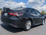 Used 2022 Toyota Camry LE image 4