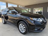 Used 2020 Nissan Rogue SV image 3