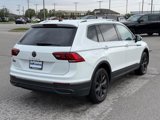 Used 2024 Volkswagen Tiguan SE image 4