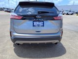 Used 2022 Ford Edge Titanium image 3