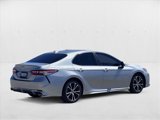 Used 2019 Toyota Camry SE image 5