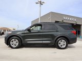 Used 2022 Ford Explorer XLT image 2