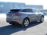 Used 2017 Jaguar F-PACE R-Sport image 5