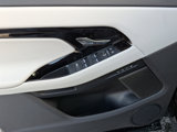 Certified 2024 Land Rover Range Rover Evoque Dynamic SE image 5