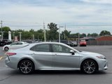 Used 2018 Toyota Camry L image 4