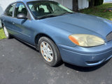 Used 2006 Ford Taurus SE image 2