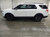 Used 2018 Ford Explorer XLT w/ Equipment Group 202A image 3