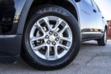Used 2020 Chevrolet Traverse LT image 2