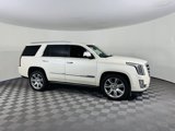 Used 2015 Cadillac Escalade Premium image 2