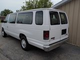 Used 2011 Ford E-350 and Econoline 350 XLT image 2