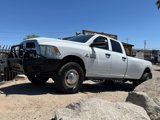 Used 2018 RAM 3500 Tradesman w/ Chrome Appearance Group image 2