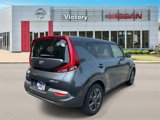 Used 2021 Kia Soul S image 3