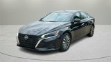 Used 2023 Nissan Altima 2.5 SV image 3