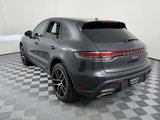 Used 2023 Porsche Macan image 3