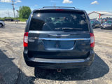 Used 2013 Chrysler Town & Country Touring-L w/ Premium Group image 4