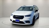 New 2025 Chrysler Pacifica Select image 3