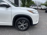 Used 2017 Toyota Highlander Plus image 2