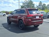 Used 2017 Jeep Grand Cherokee Altitude image 4