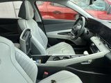 Used 2024 Hyundai Elantra Limited image 2