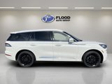 Certified 2022 Lincoln Aviator Reserve w/ Equipment Group 201A image 3