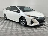 Used 2017 Toyota Prius Prime Premium image 2