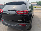 Used 2016 Jeep Cherokee Latitude w/ Cold Weather Group image 4