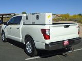 Used 2018 Nissan Titan SV image 3
