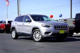 Used 2019 Jeep Cherokee Latitude w/ Popular Appearance Group image 2