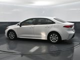 Used 2025 Toyota Corolla LE image 3