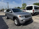Used 2017 Jeep Grand Cherokee Laredo w/ Quick Order Package 2BE image 3