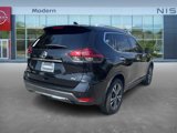 Used 2019 Nissan Rogue SV w/ Premium Package image 5