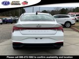 Used 2021 Hyundai Elantra SE image 4