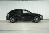 Certified 2025 Porsche Macan Turbo image 6