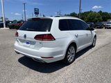 Used 2018 Volkswagen Golf SEL image 4