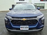 Used 2024 Chevrolet Trax LT image 2