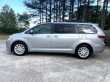 Used 2015 Toyota Sienna LE image 3